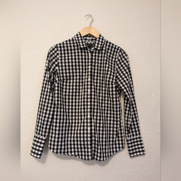 Banana Republic Tops - Banana Republic Button Up